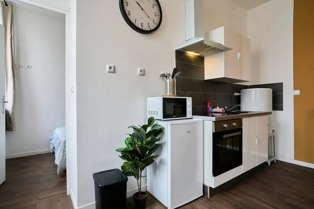Voir la photo 1 — En d Placement 4 Wifi Gratuit
