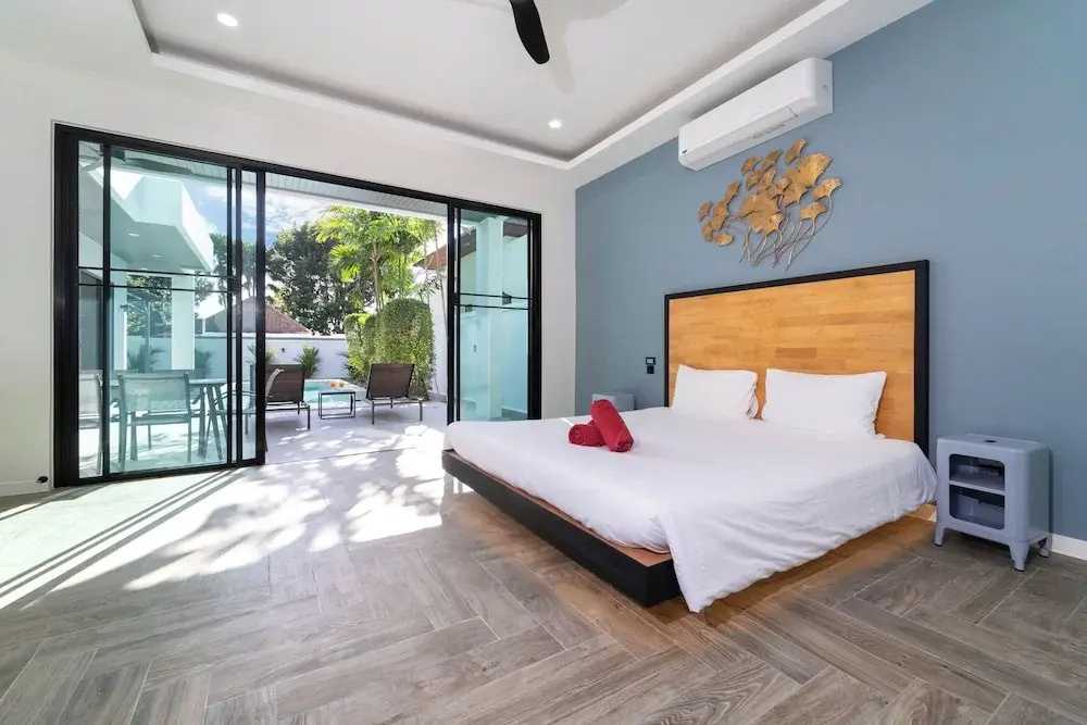 2 Bedrooms Villa