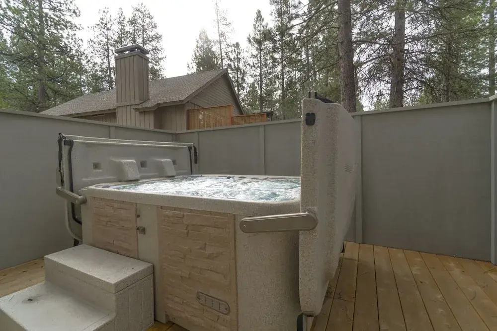 Sequoia 14 2 Bedroom Home