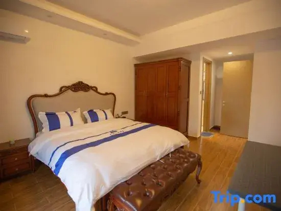 5 Bedrooms Deluxe Villa