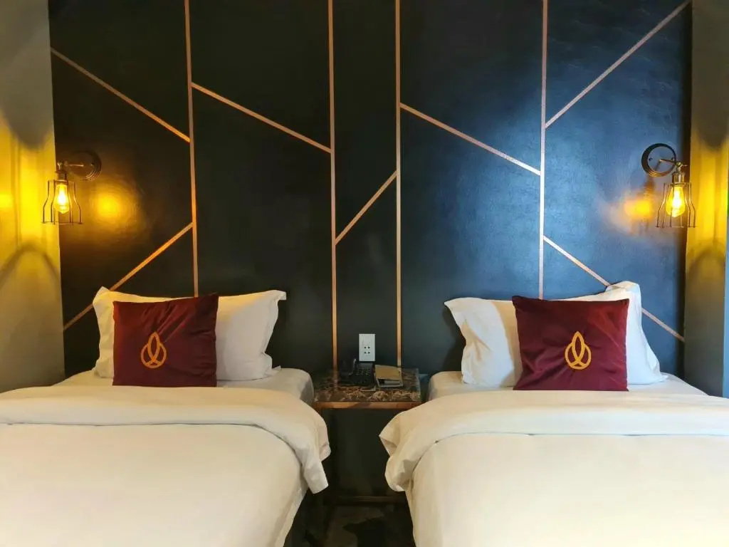 Superior Double room with city view (twin beds)