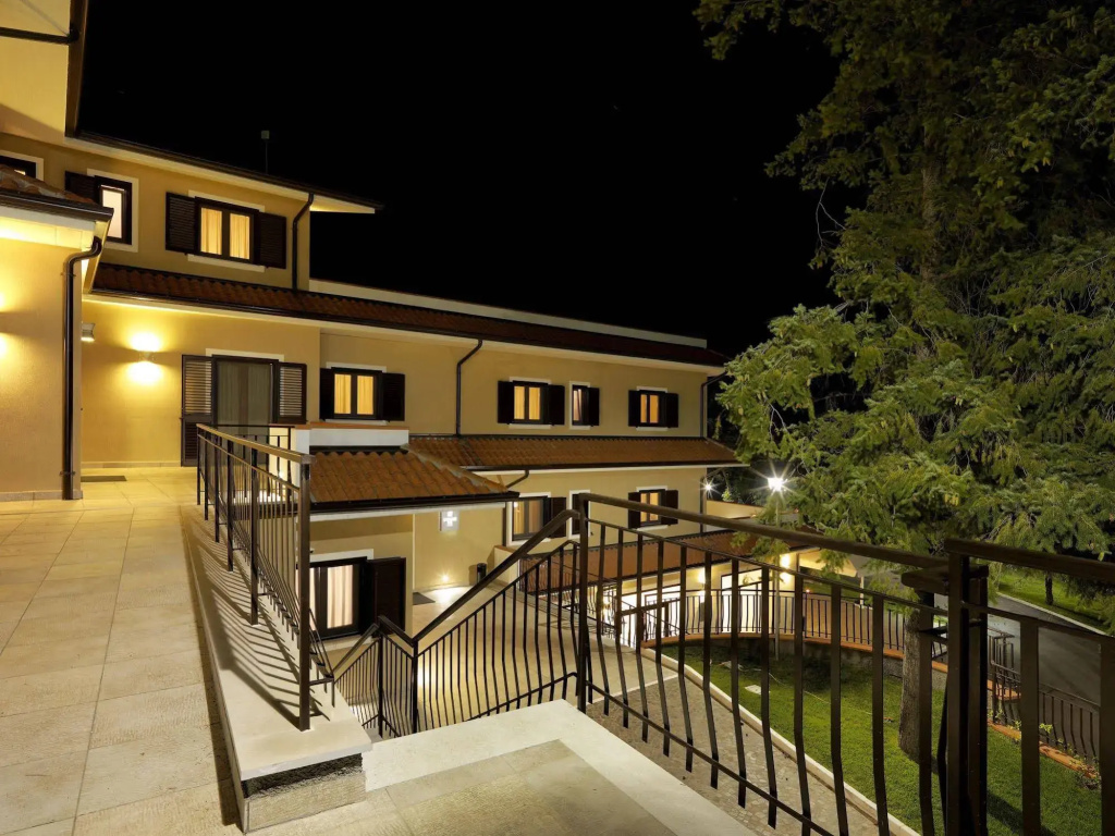 Hotel photo 13
