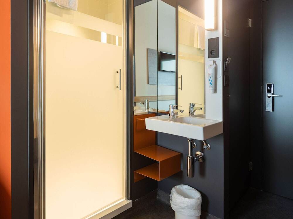 Двухместный номер Standard 2 отдельные кровати в Ibis Budget Madrid Aeropuerto