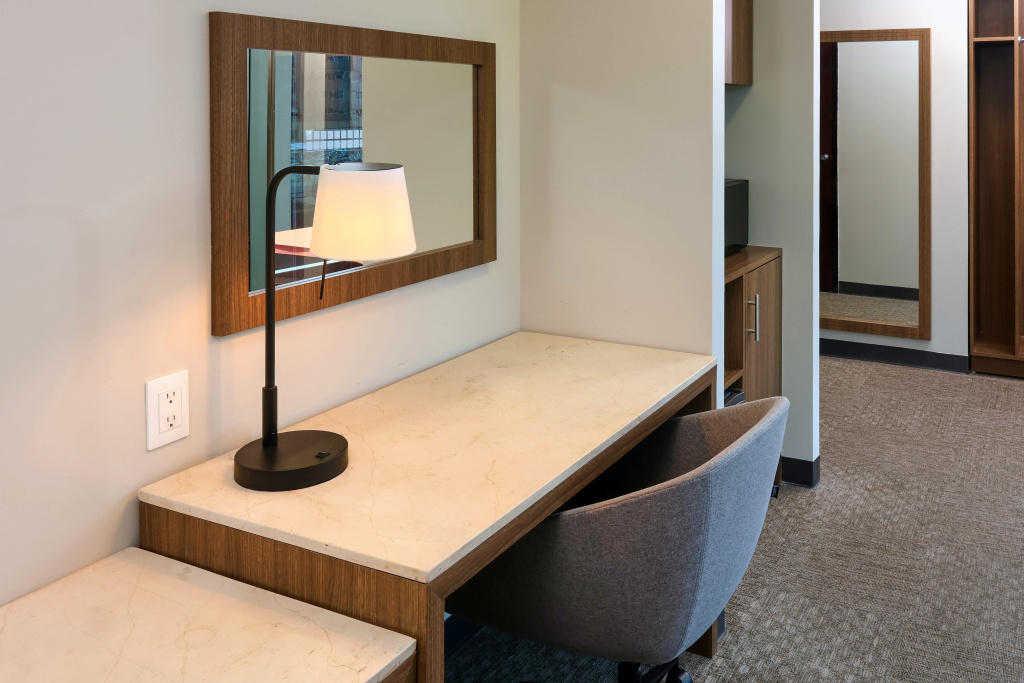 Holiday Inn Hotel & Suites Medica Sur by IHG - Général