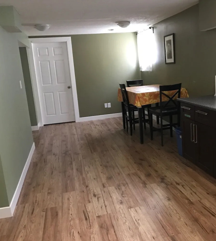 Economy room