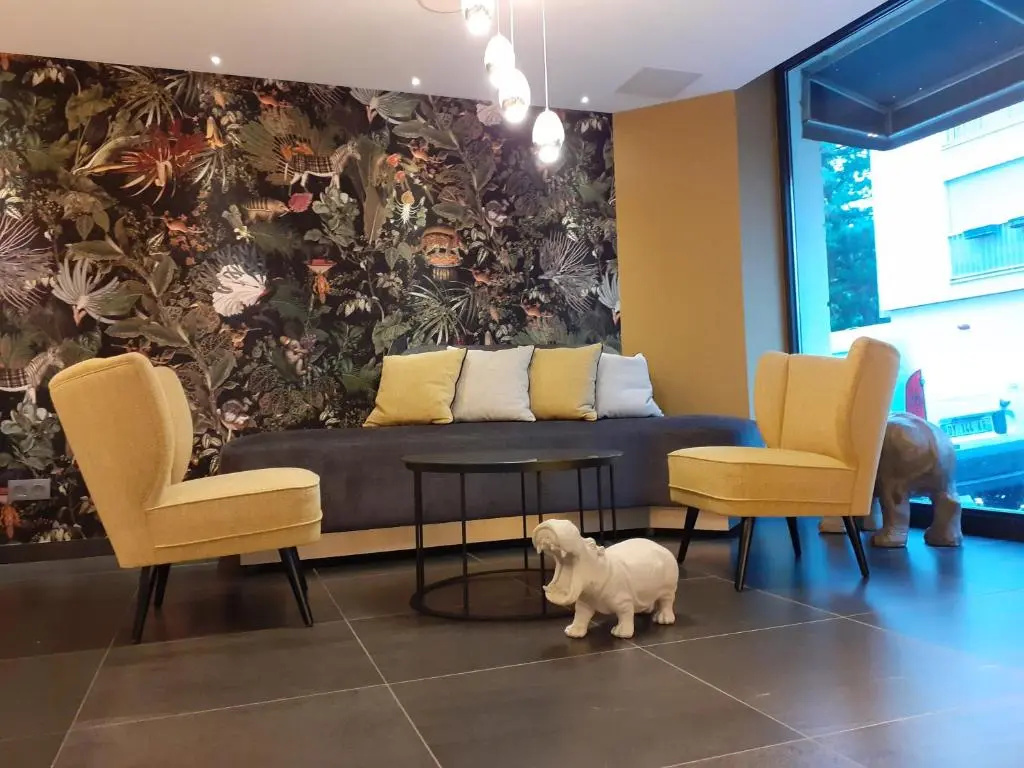 Hotel photo 12