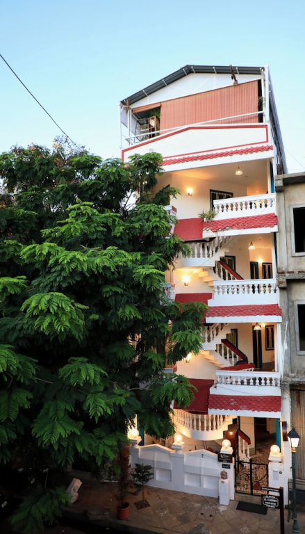 Le Clarisse Guest House