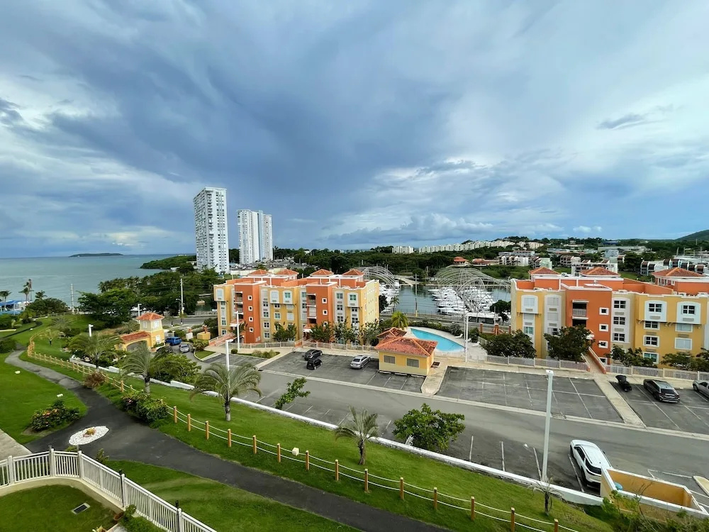 608 Ocean & Marina Views 3 Bed 2 Bath