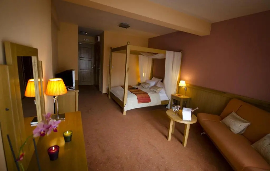 Hotel Restaurant Gondűző - Chambres