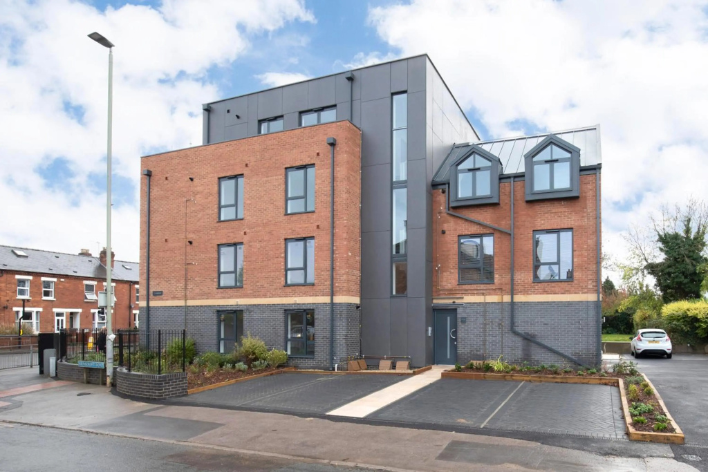 Elliot Oliver - Stylish Loft Style 2 Bedroom Apartment With Parking