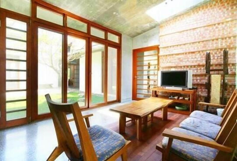 Chang House — 3