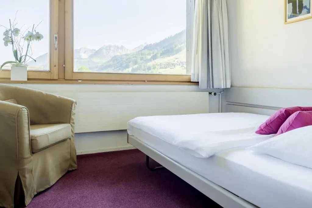 Hotel Kreuz Lenk - Chambres
