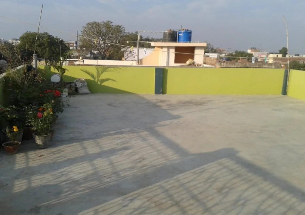 Ishan Paying Guest House