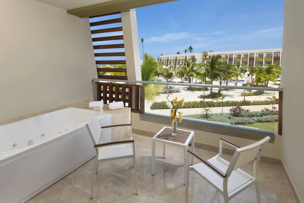 Balcony & Terrace