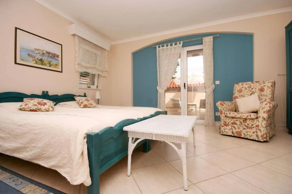 Abalone Hotel - Général