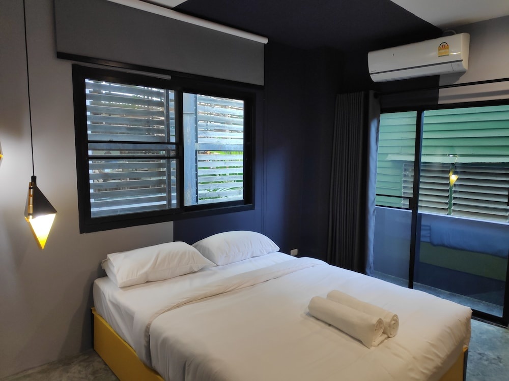 Standard Double Family room (full double bed)