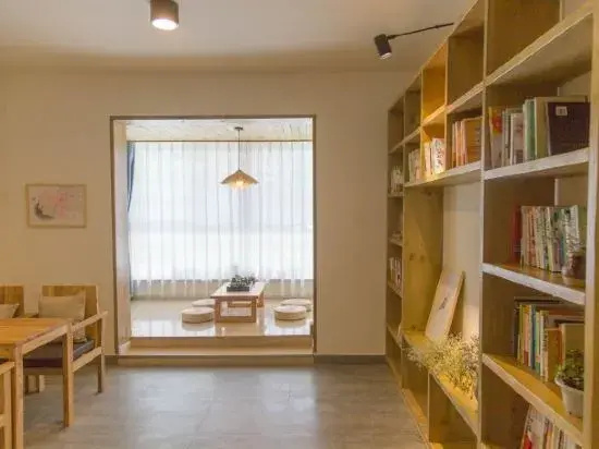 Huakaishi Hostel