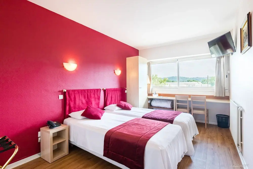 Standard Double room (full double bed)