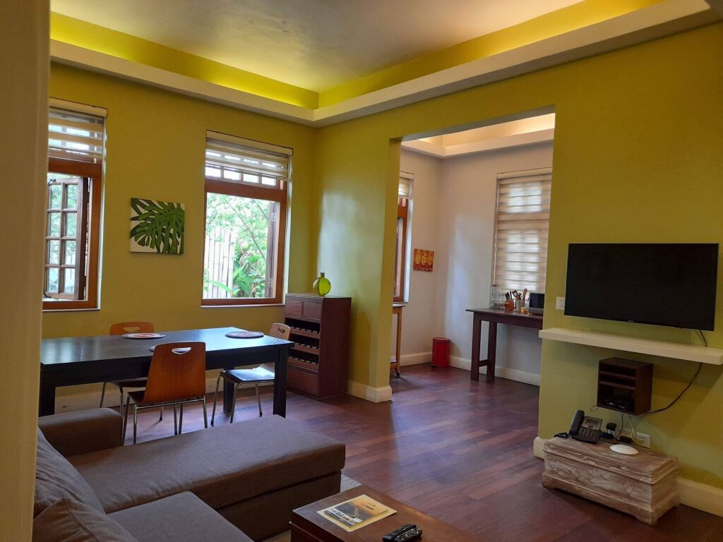 OLMA Colonial Suites by null
