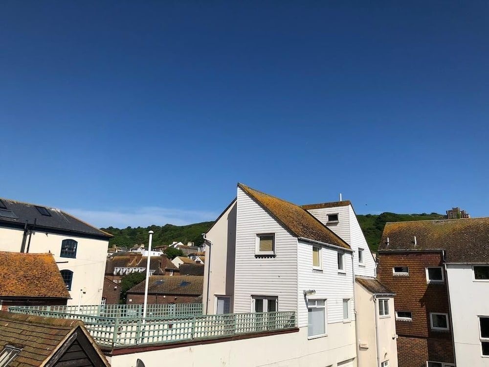 Cinque Ports Retreat (Old Town- Hastings)