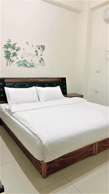 1 Bedroom Economy Double room (full double bed)