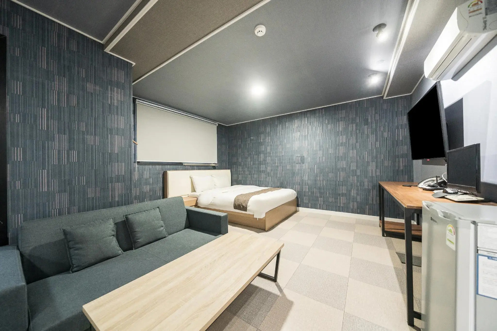 Premier room