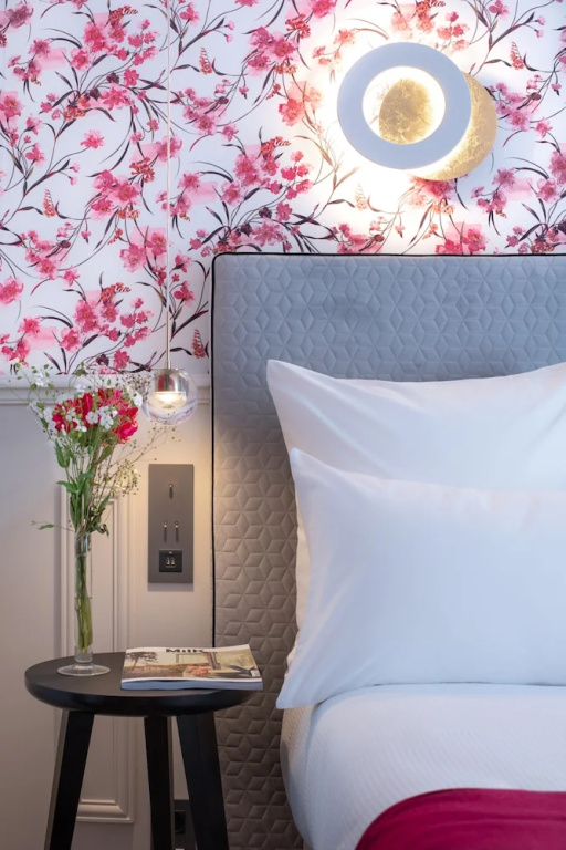 Hotel Cambon 53