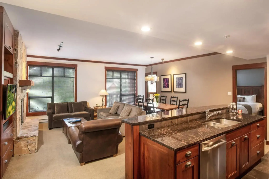 First Tracks Lodge - фото 21