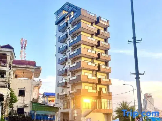 SKY HOTEL Sihanoukville - Cinema Rooms & Apartments - FREE LAUNDRY