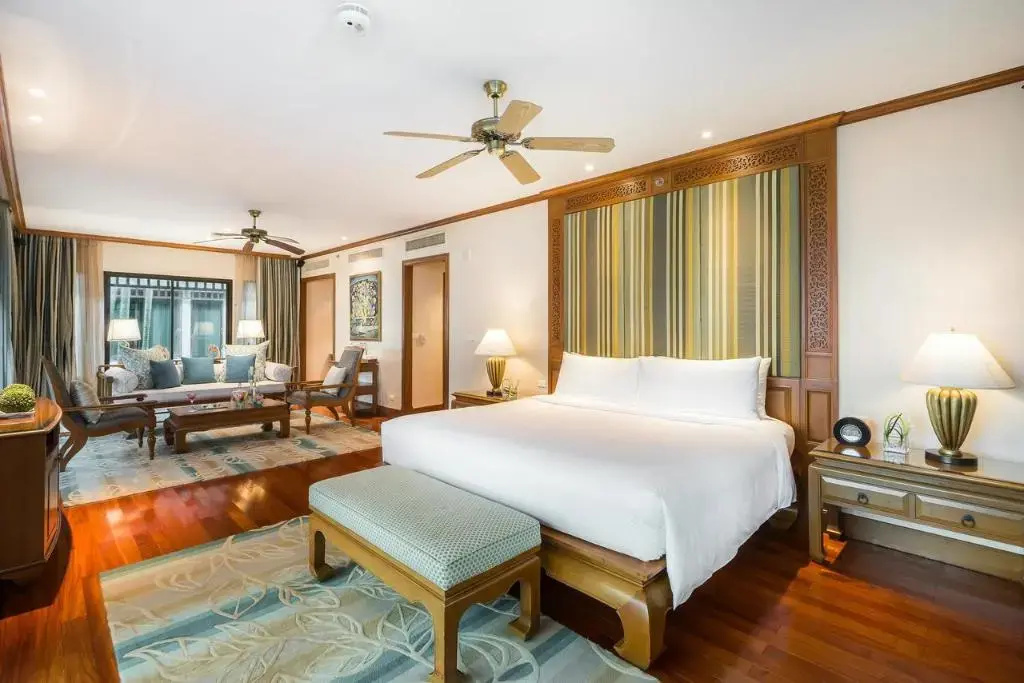 1 Bedroom Whirlpool Double Suite oceanfront (full double bed)