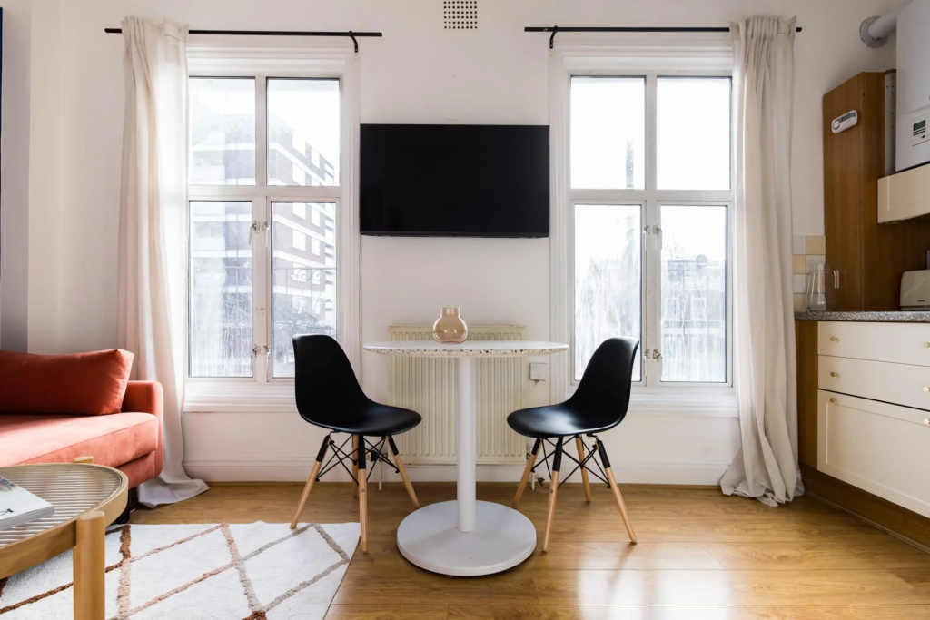 Stylish 1 Bedroom Flat - Shepherds Bush