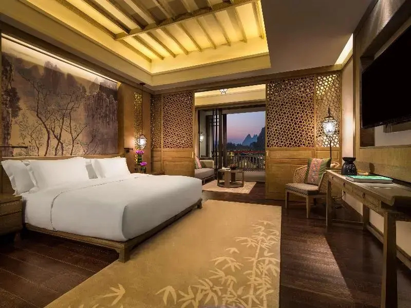 Suite with balcony and with garden view