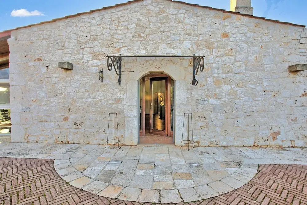 Masseria Pitorre With Pool