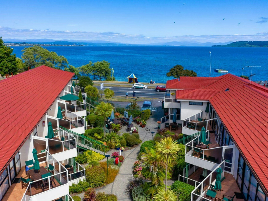 Ika Nui Taupo