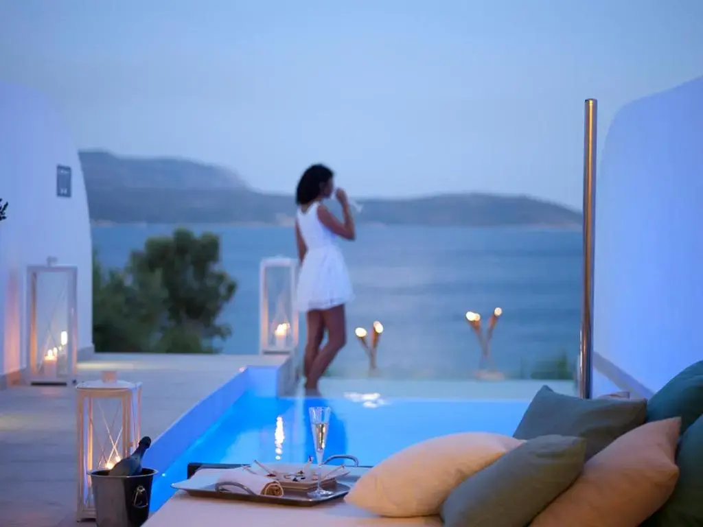 Suite seafront
