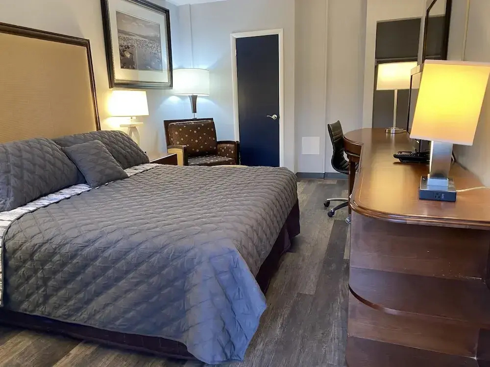 Comfort room
