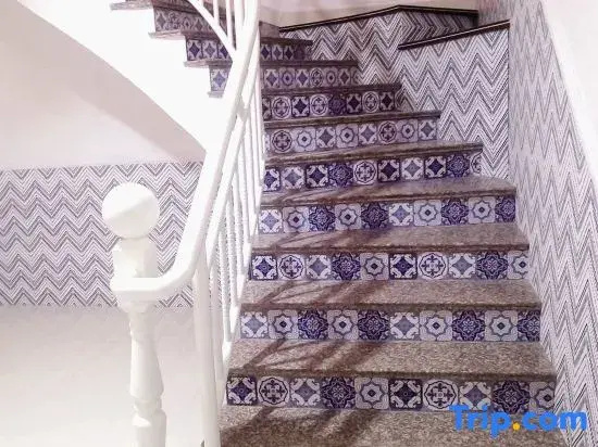 Balcony & Terrace