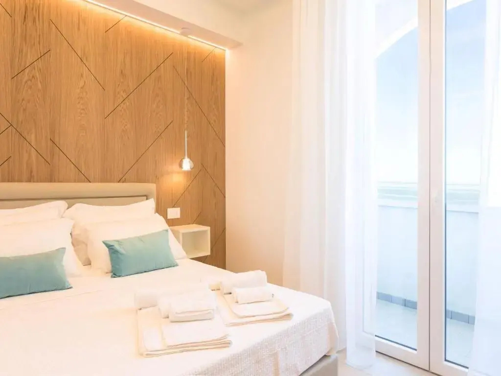 Superior Double room with sea view (full double bed)