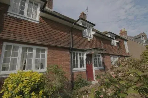 Red Cottage BB