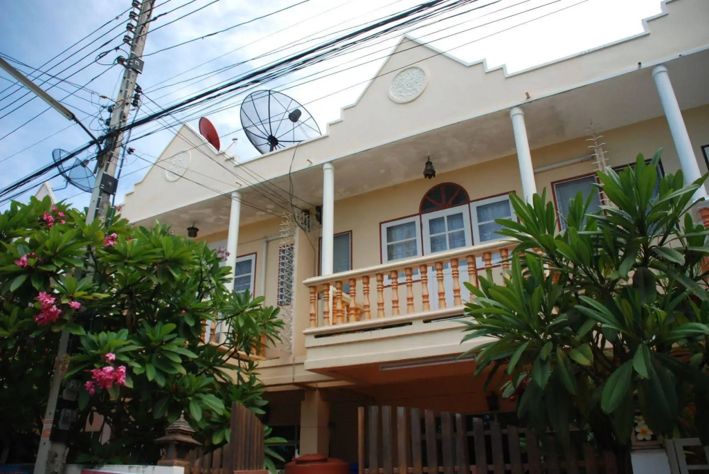 Baan Khun Nong