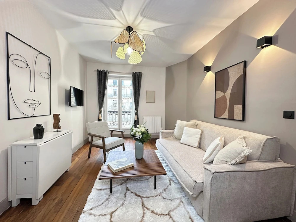 Voir la photo 2 — 1626 Kleber