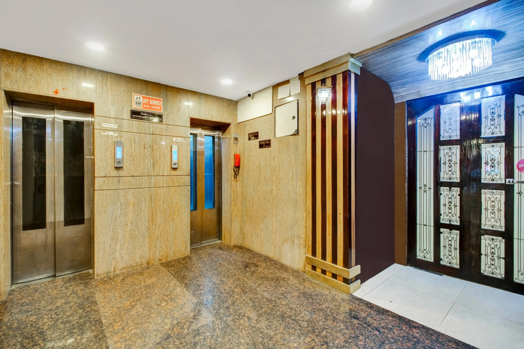 Super Townhouse Hatigaon Near Medicity — фото 6
