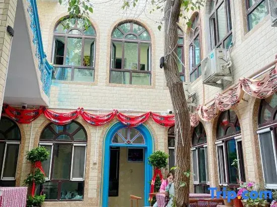 Mucheng Homestay (Ancient City of Kashgar Scenic Area)