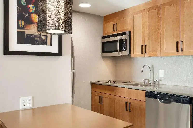 Homewood Suites by Hilton Syracuse - Carrier Circle - Chambres