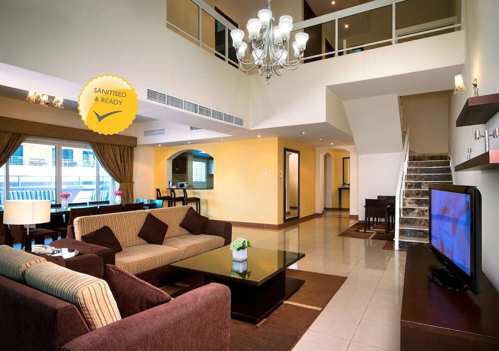 Time Crystal Hotel Apartment