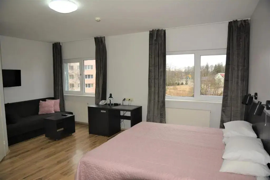 Hotel Emmi - Chambres