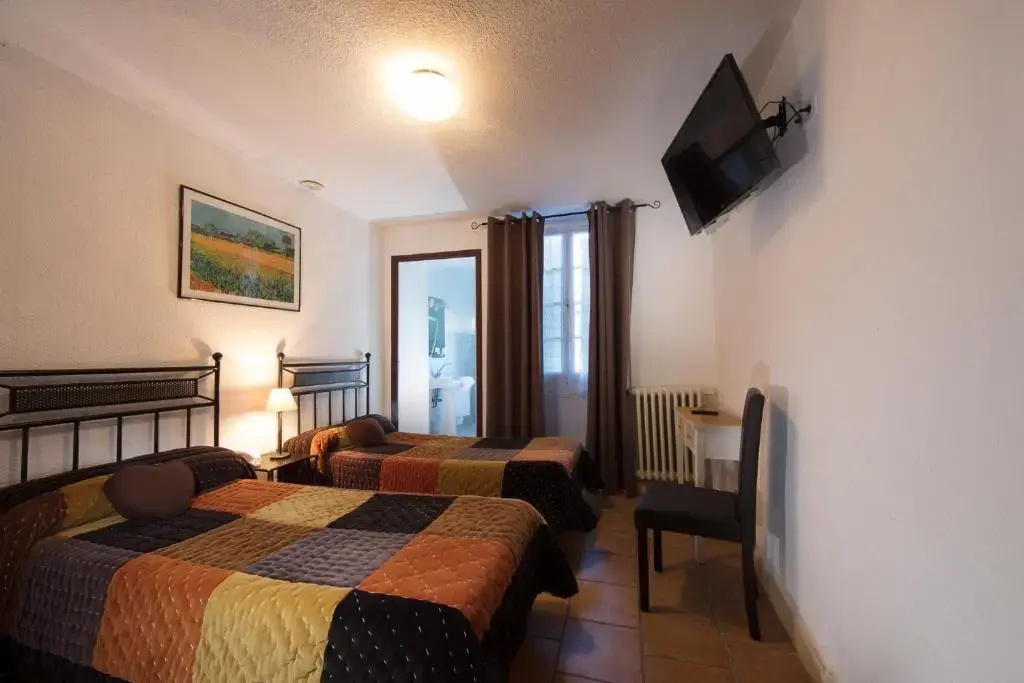 Standard Double room (twin beds)
