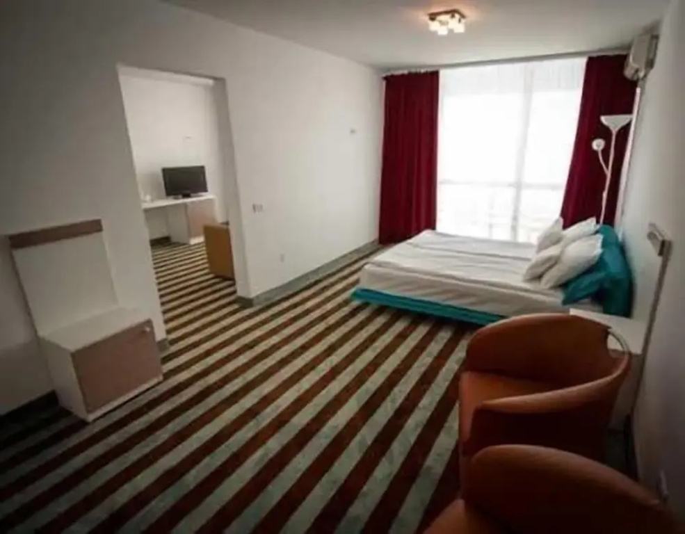 Comfort room