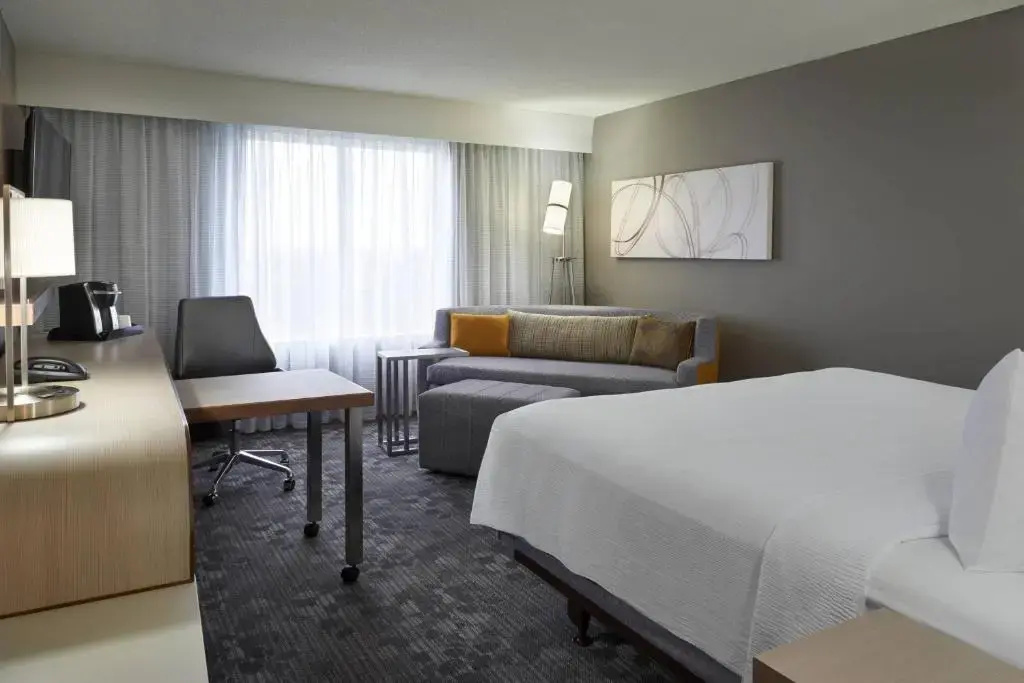 Courtyard by Marriott Toronto Airport - Chambres