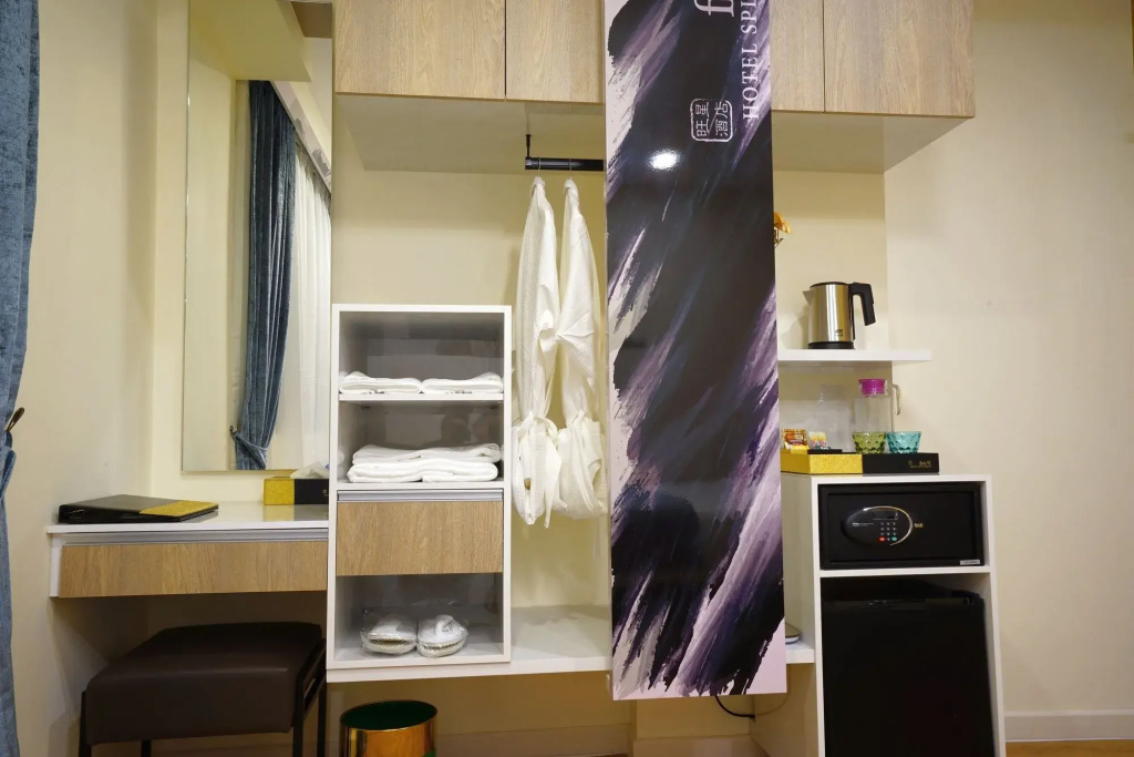 Hotel photo 19